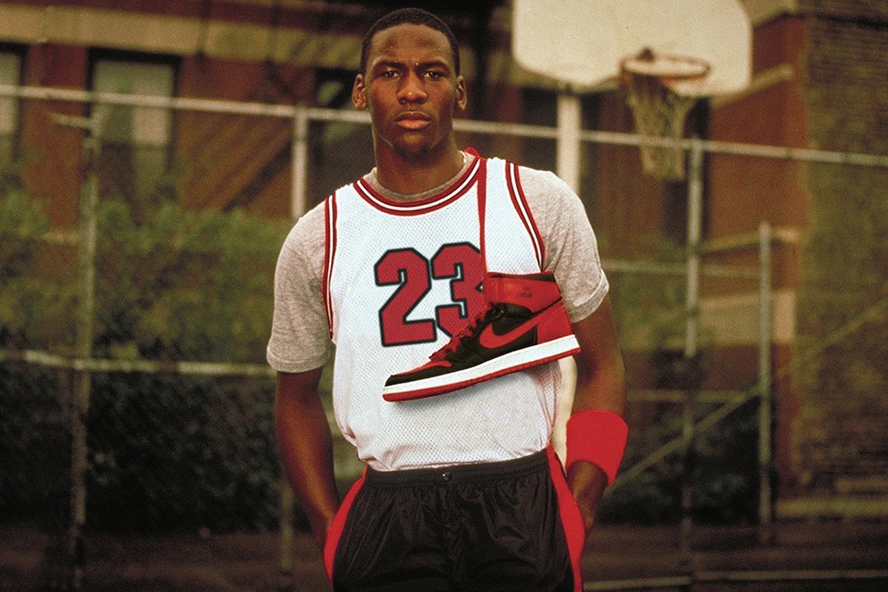 What Are Endorsements in Marketing? (With Examples) 4 Celebrity Endorsement: Nike And Michael Jordan